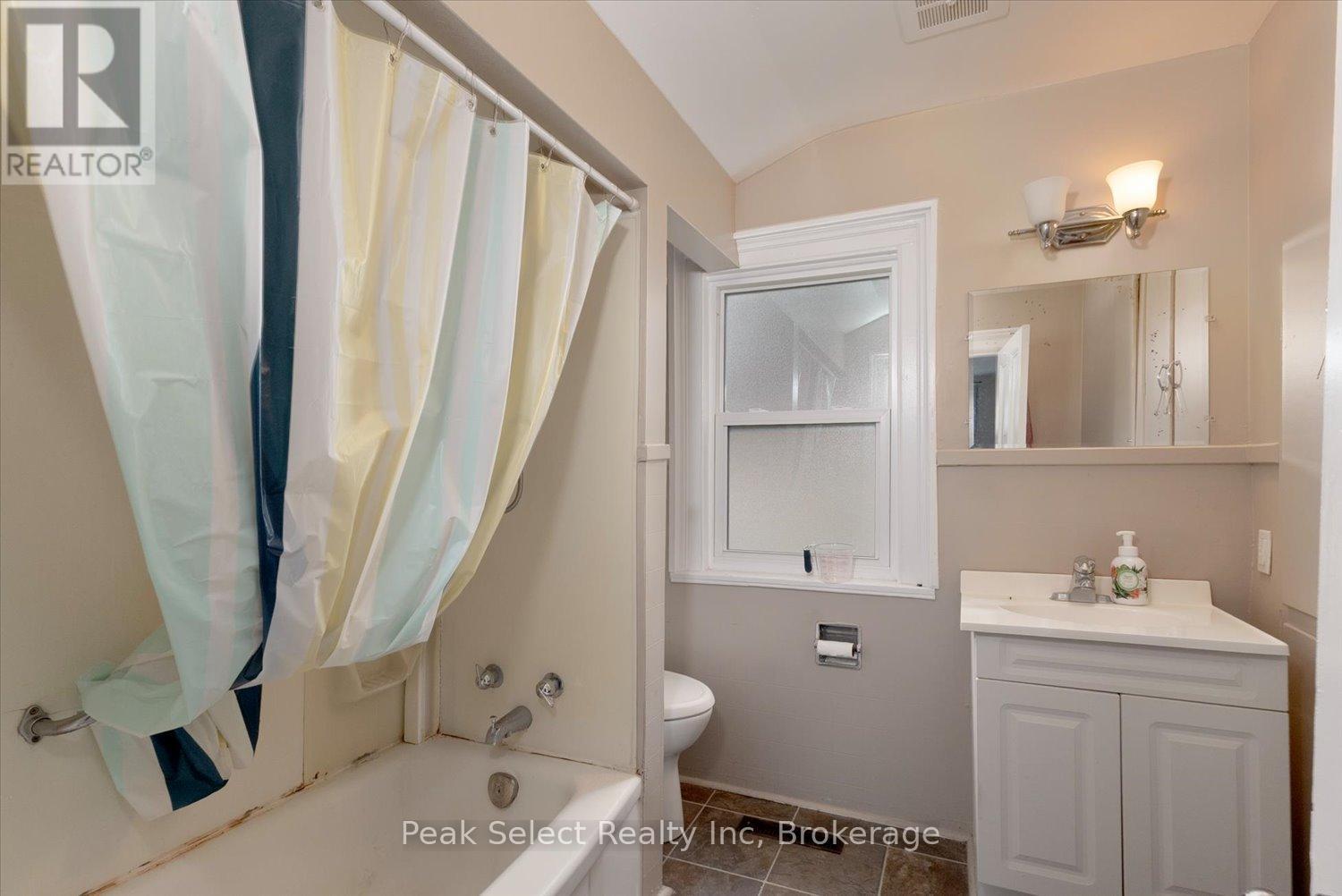 103 Park Street, South Huron (Exeter), Ontario  N0M 1S2 - Photo 15 - X13496158