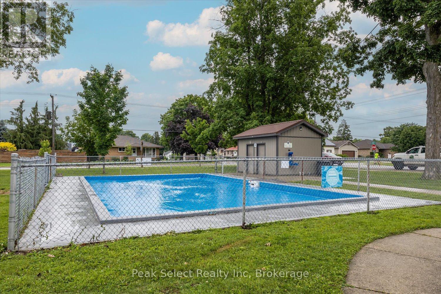 103 Park Street, South Huron (Exeter), Ontario  N0M 1S2 - Photo 21 - X13496158