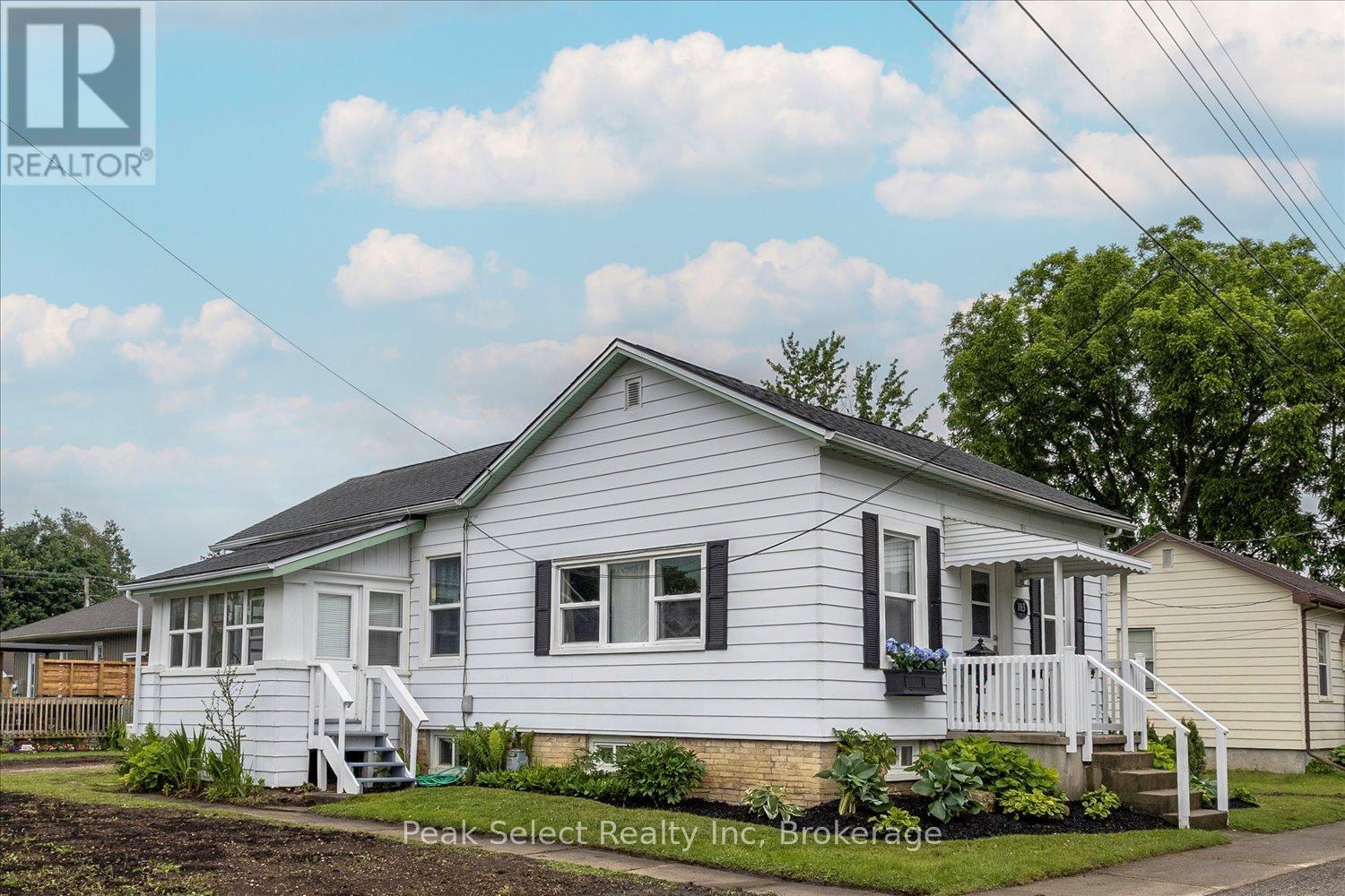 103 Park Street, South Huron (Exeter), Ontario  N0M 1S2 - Photo 3 - X13496158