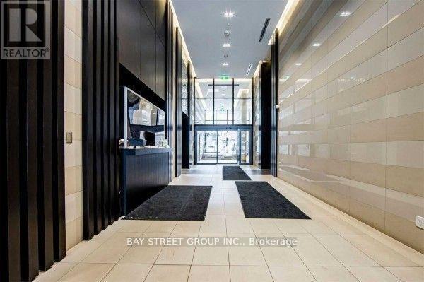 1913 - 501 Yonge Street, Toronto, Ontario  M4Y 0G8 - Photo 3 - C13496090