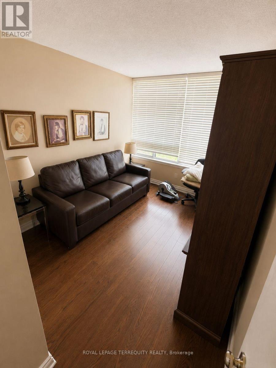1011 - 1101 Steeles Avenue W, Toronto, Ontario  M2R 3W5 - Photo 13 - C13496118