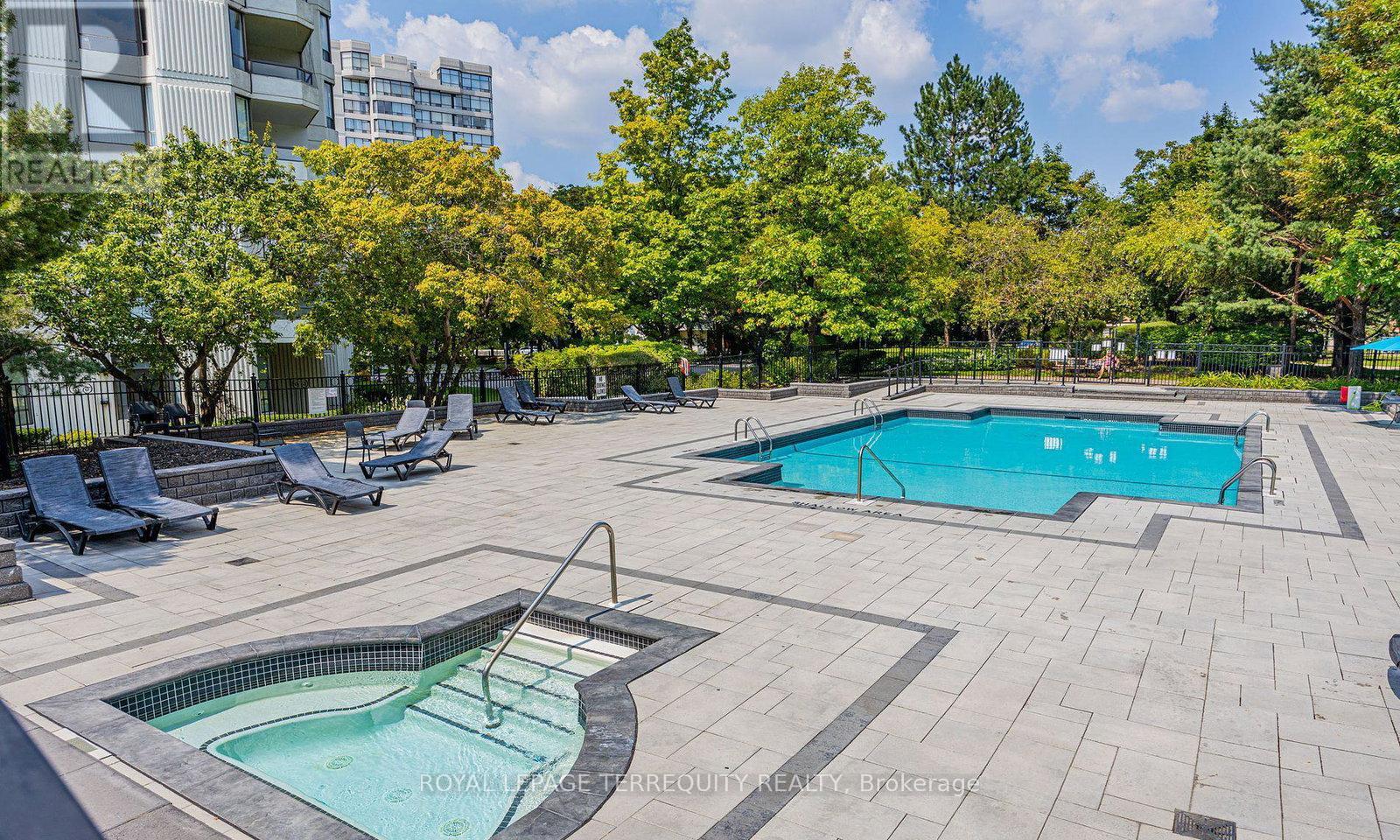 1011 - 1101 Steeles Avenue W, Toronto, Ontario  M2R 3W5 - Photo 16 - C13496118