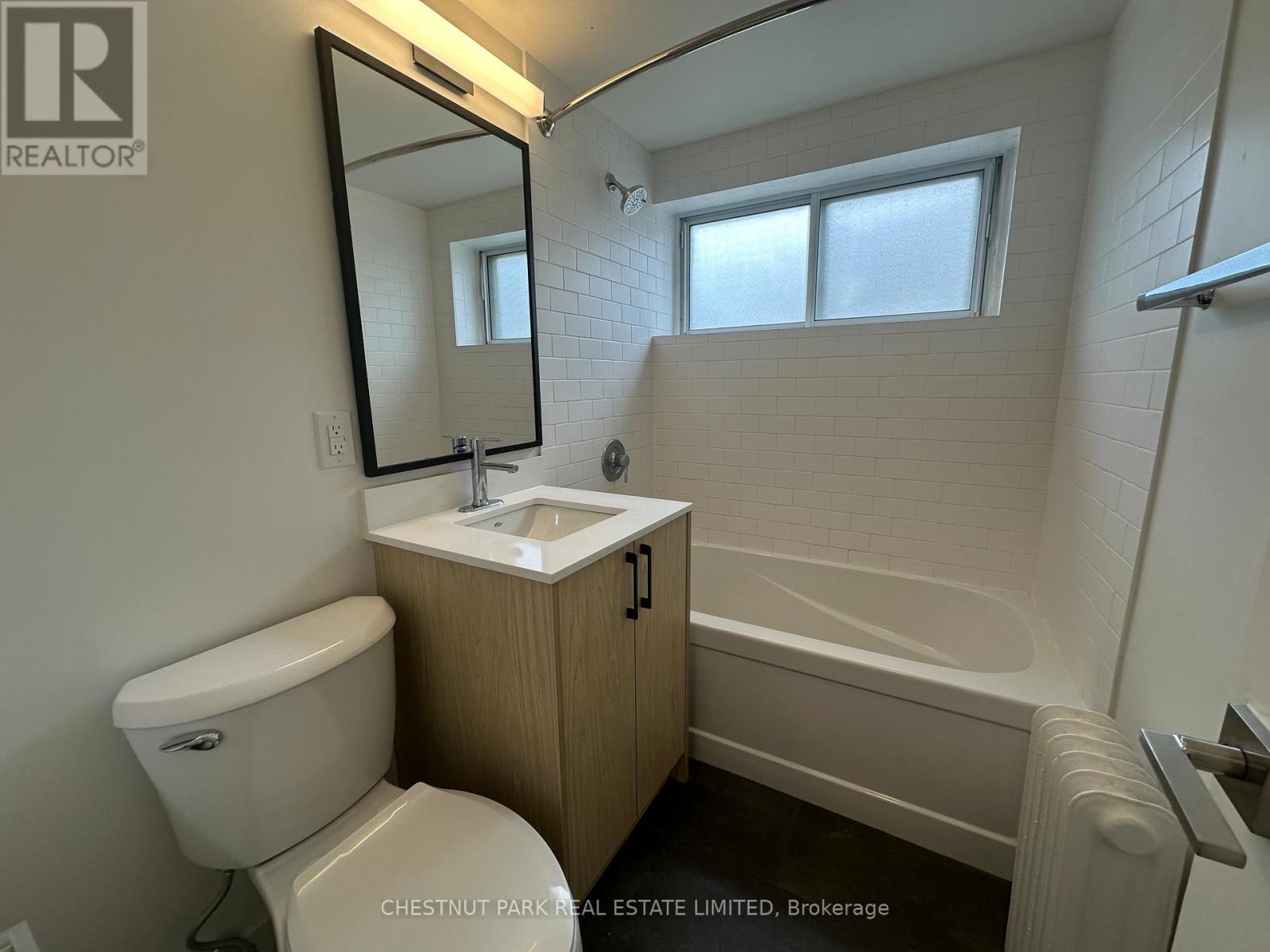 1 - 4 Wingreen Court, Toronto, Ontario  M3B 1B9 - Photo 8 - C13496162