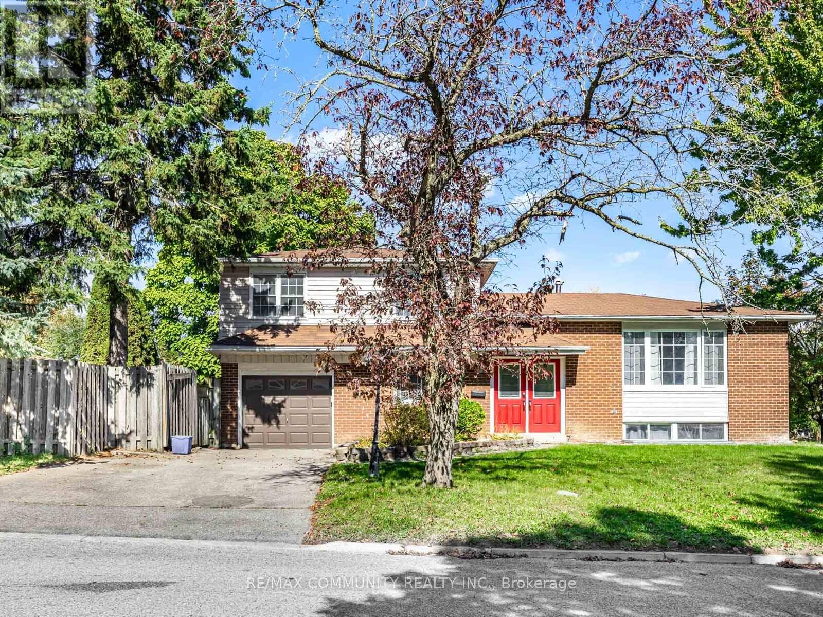 122 Bryant Road, Ajax, Ontario  L1S 2Y8 - Photo 2 - E13496136