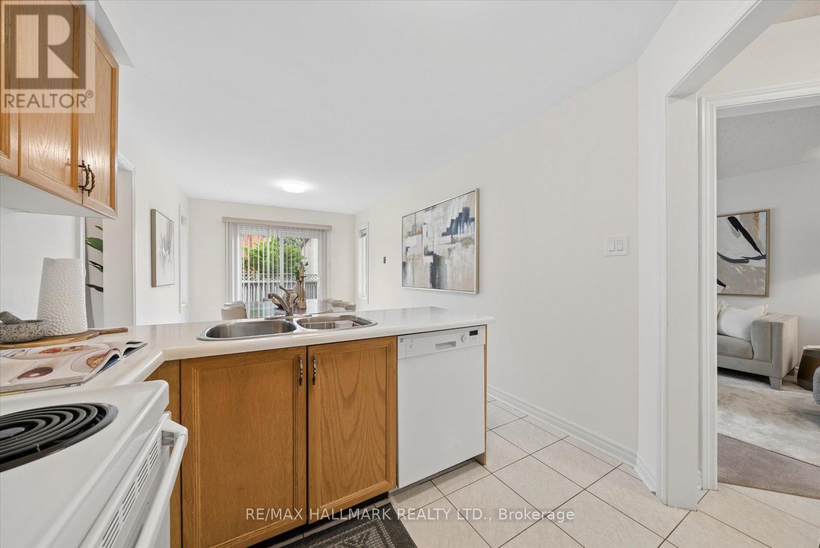21 Caldbeck Avenue, Markham, Ontario  L3S 3H4 - Photo 17 - N13496002