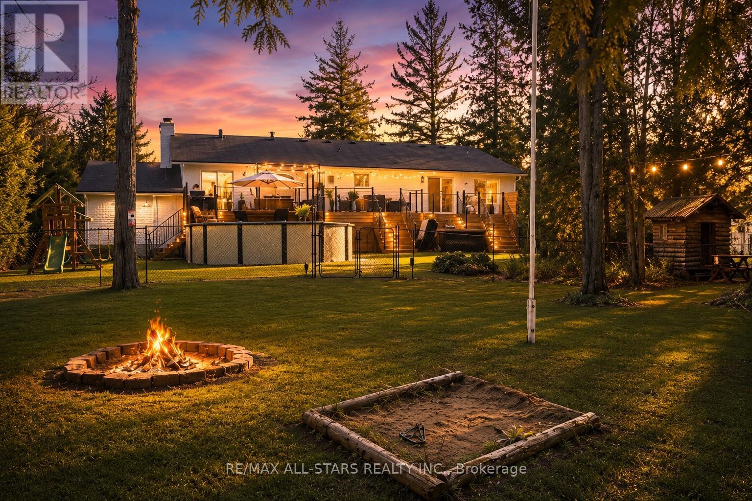 127 Pinecrest Road, Georgina, Ontario  L0E 1N0 - Photo 4 - N13496080