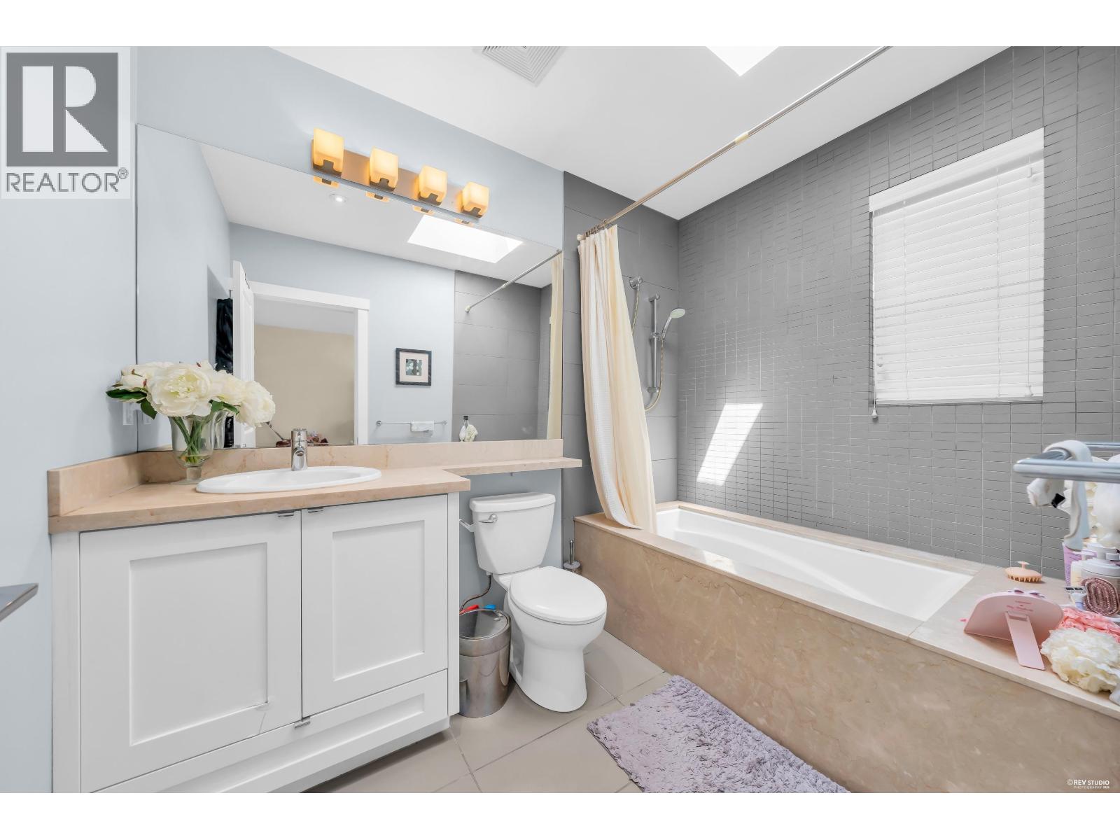 6841 Burns Street, Burnaby, British Columbia  V5E 1T5 - Photo 40 - R3140342