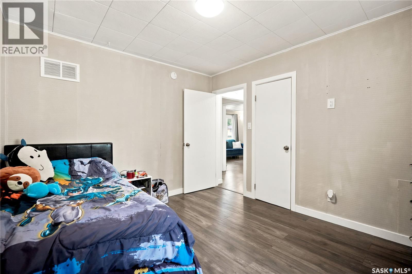 4805 7th Avenue, Regina, Saskatchewan  S4T 0R8 - Photo 15 - SK040779
