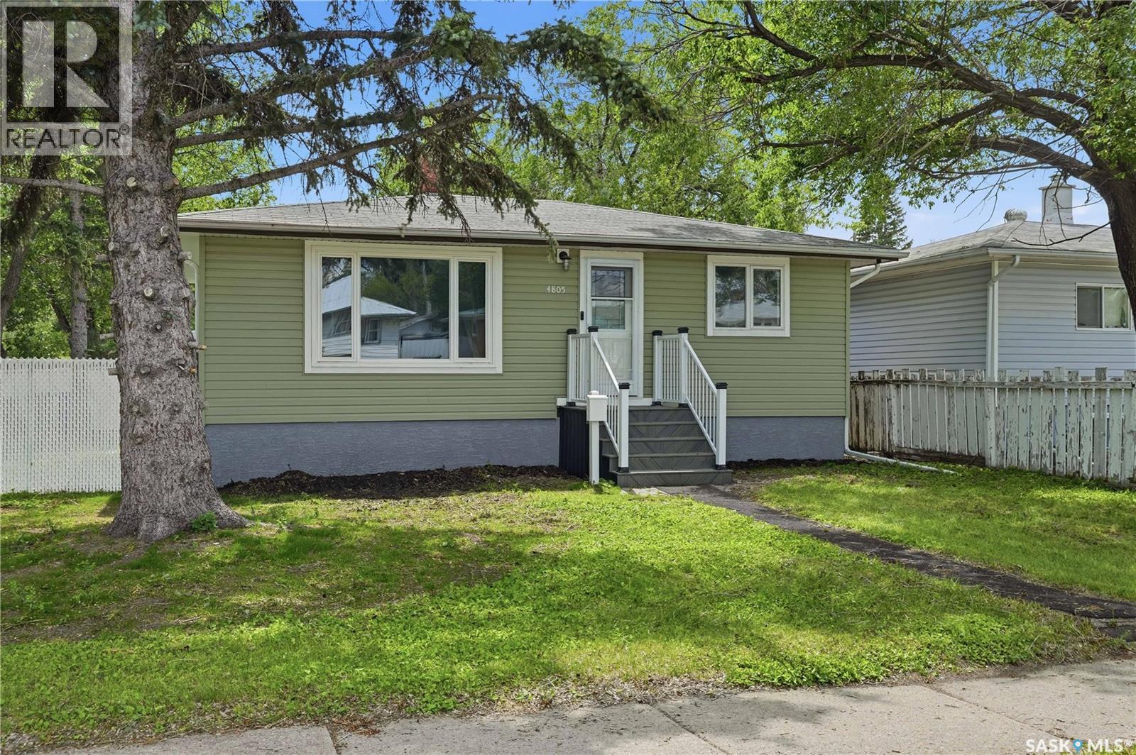 4805 7th Avenue, Regina, Saskatchewan  S4T 0R8 - Photo 2 - SK040779