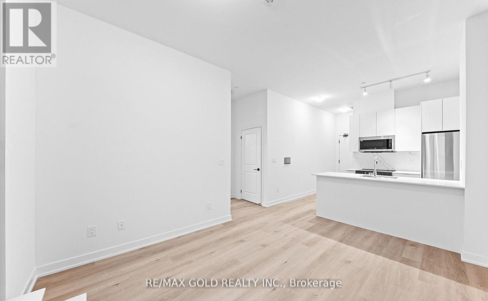 214 - 2075 Lakeshore Road, Burlington, Ontario  L7R 1E2 - Photo 29 - W13496038