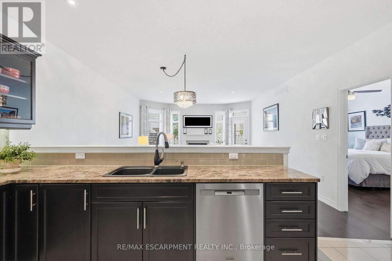 35 Finton Lane, Hamilton, Ontario  L0R 1C0 - Photo 10 - X13496138