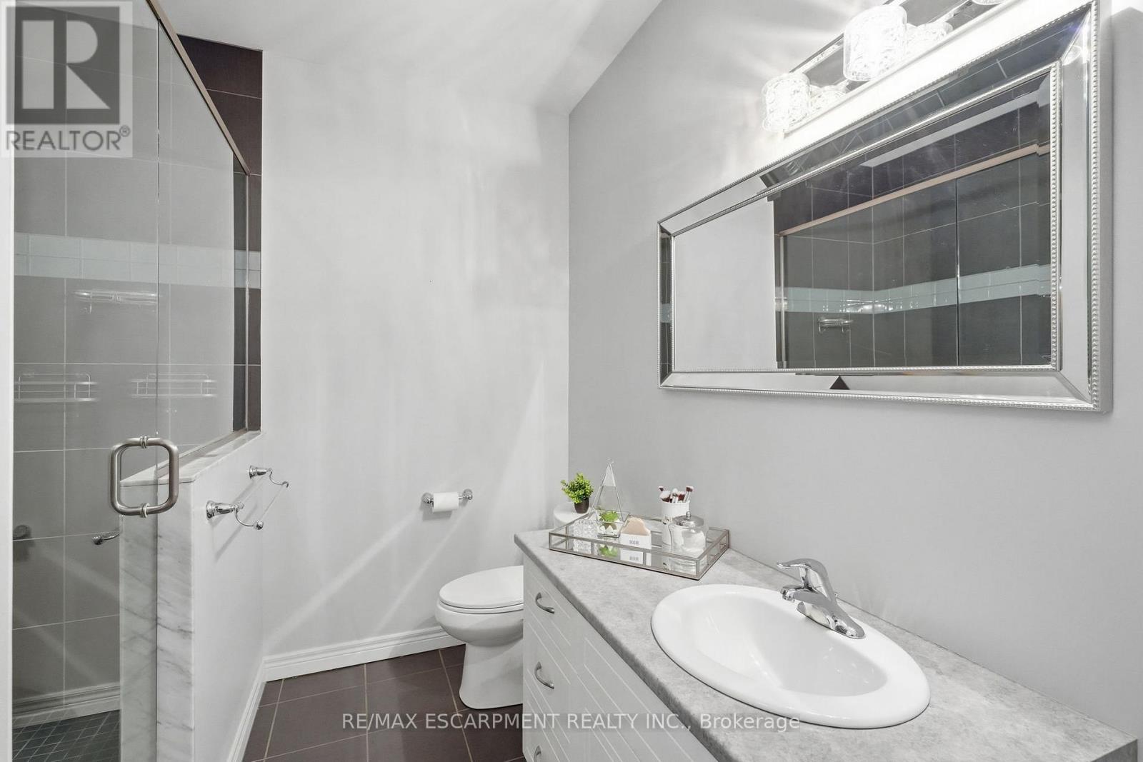 35 Finton Lane, Hamilton, Ontario  L0R 1C0 - Photo 23 - X13496138