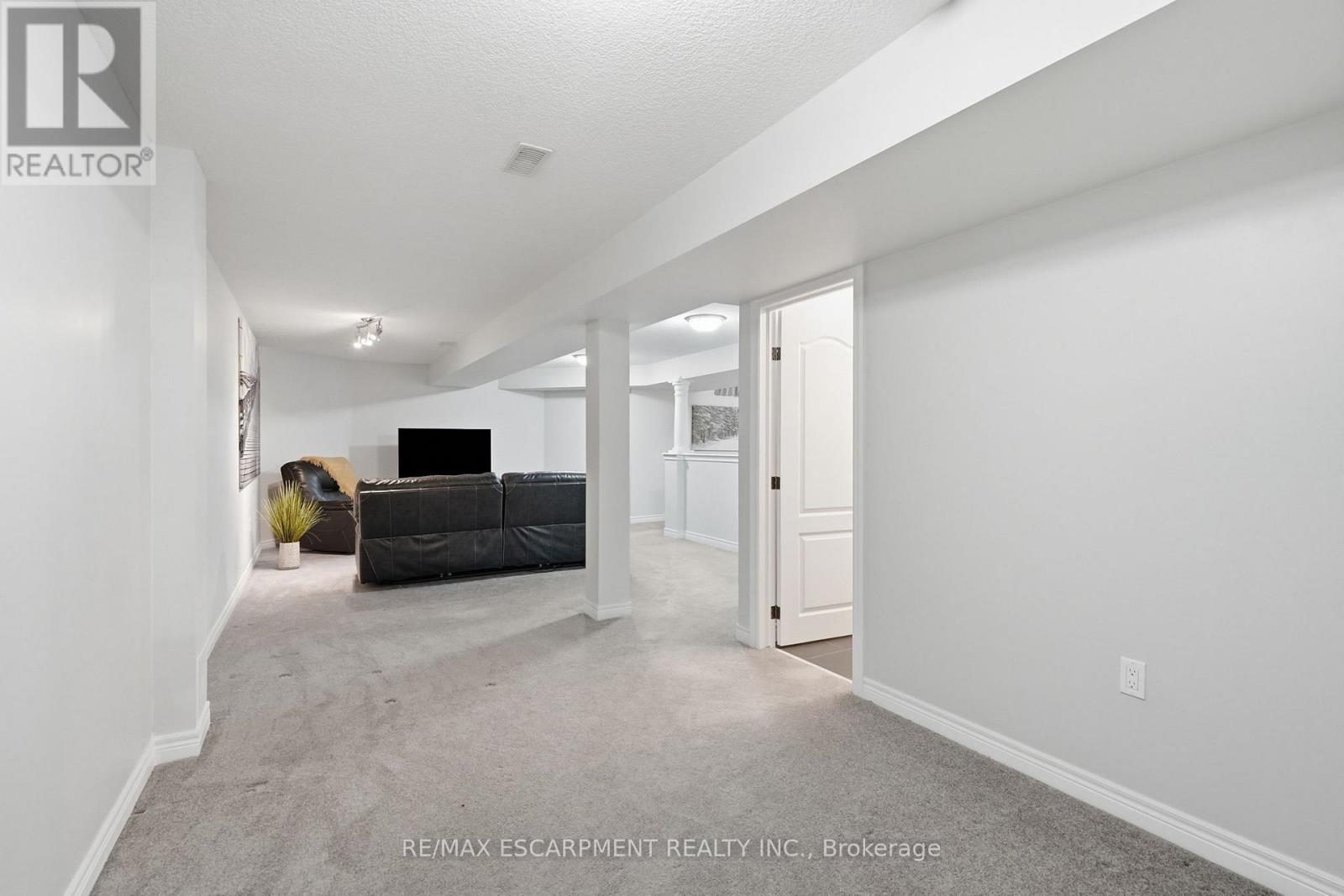 35 Finton Lane, Hamilton, Ontario  L0R 1C0 - Photo 27 - X13496138