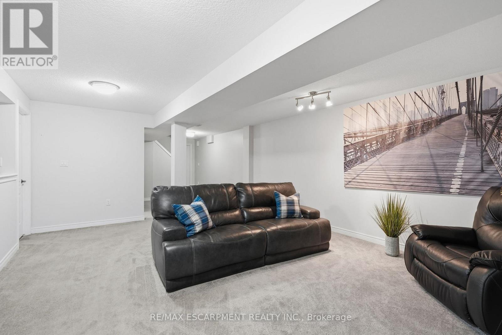 35 Finton Lane, Hamilton, Ontario  L0R 1C0 - Photo 32 - X13496138