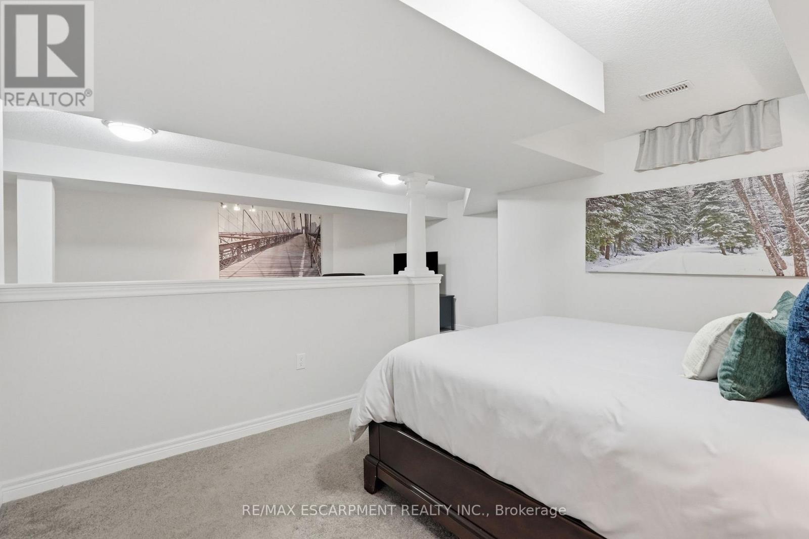 35 Finton Lane, Hamilton, Ontario  L0R 1C0 - Photo 37 - X13496138