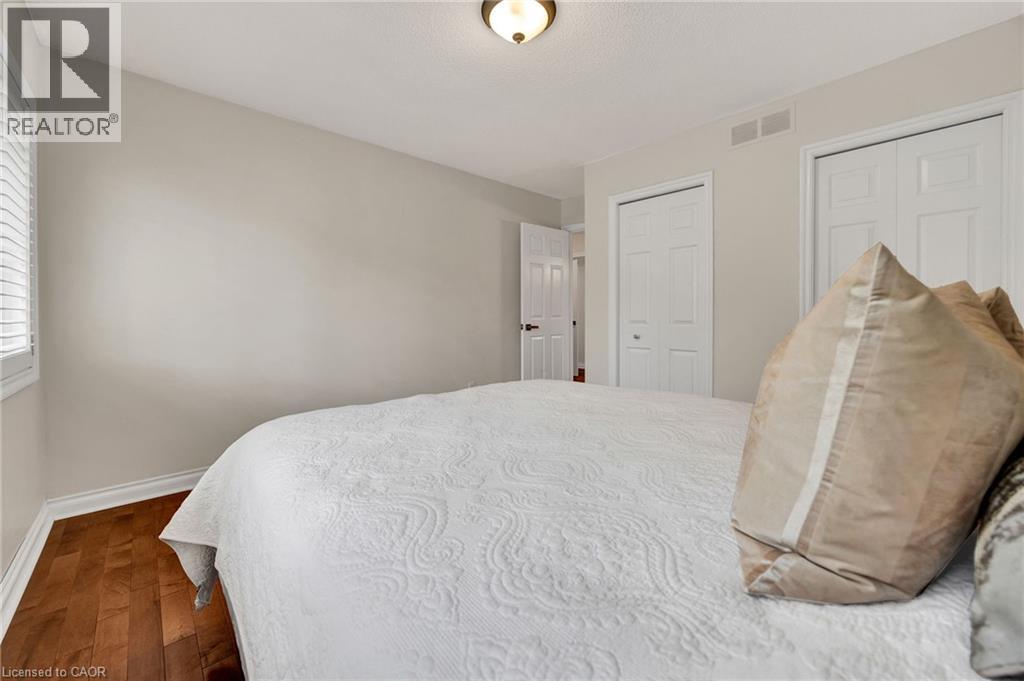 250 Grey Squirrel Place, Waterloo, Ontario  N2K 3H9 - Photo 24 - 40843507