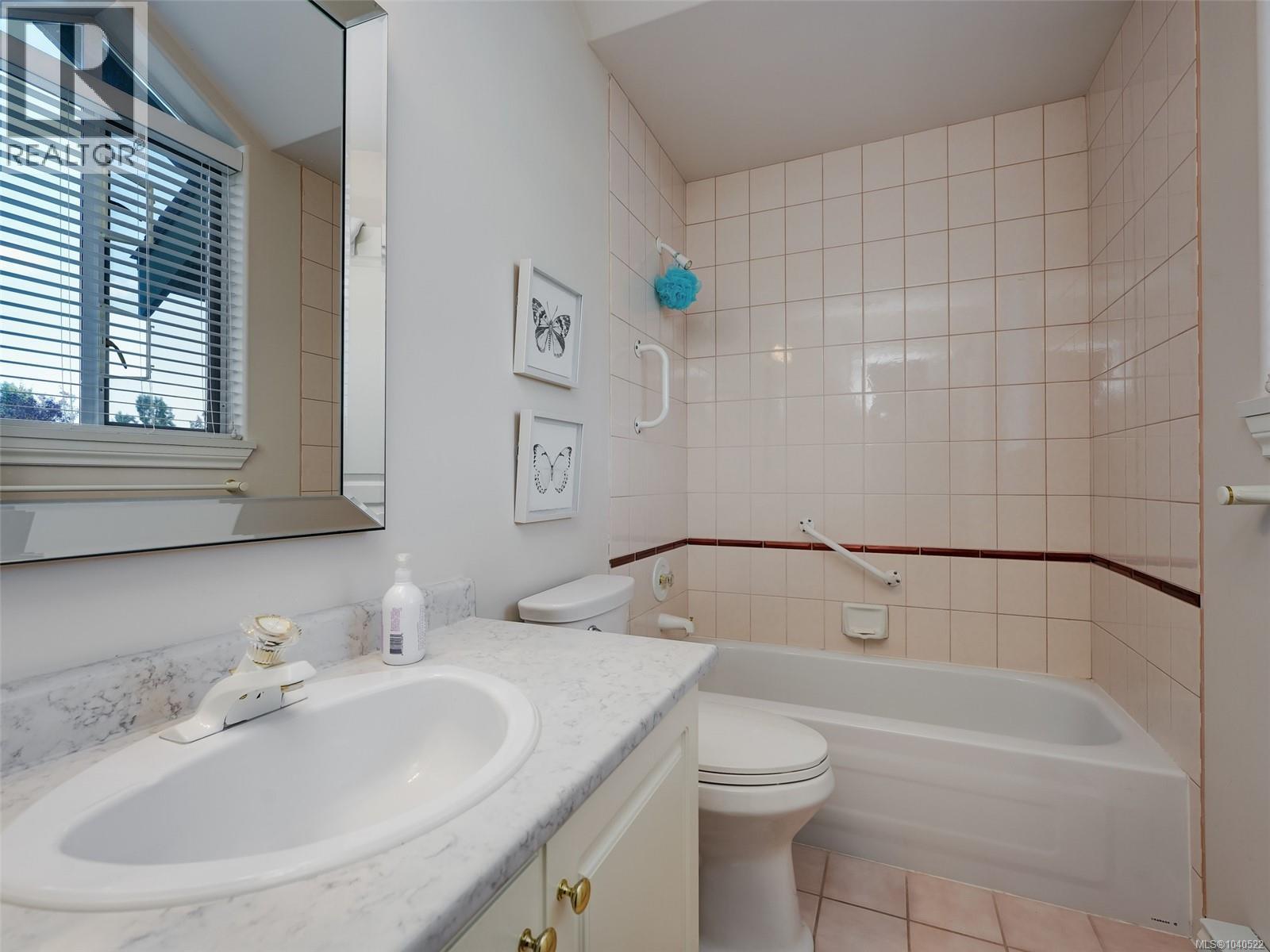 96 530 Marsett Pl, Saanich, British Columbia  V8Z 7J2 - Photo 17 - 1040522