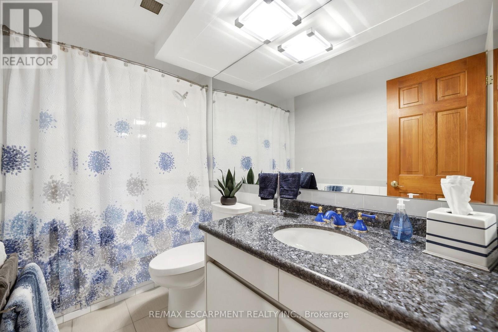 803e - 460 Queens Quay Way W, Toronto, Ontario  M5V 2Y5 - Photo 27 - C13479452