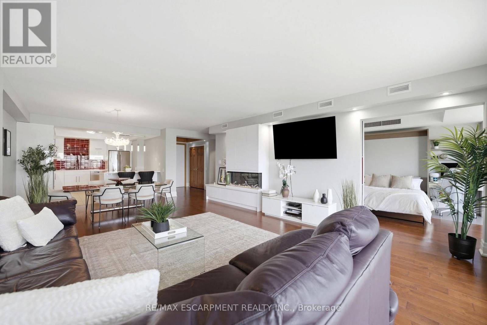 803e - 460 Queens Quay Way W, Toronto, Ontario  M5V 2Y5 - Photo 14 - C13479452