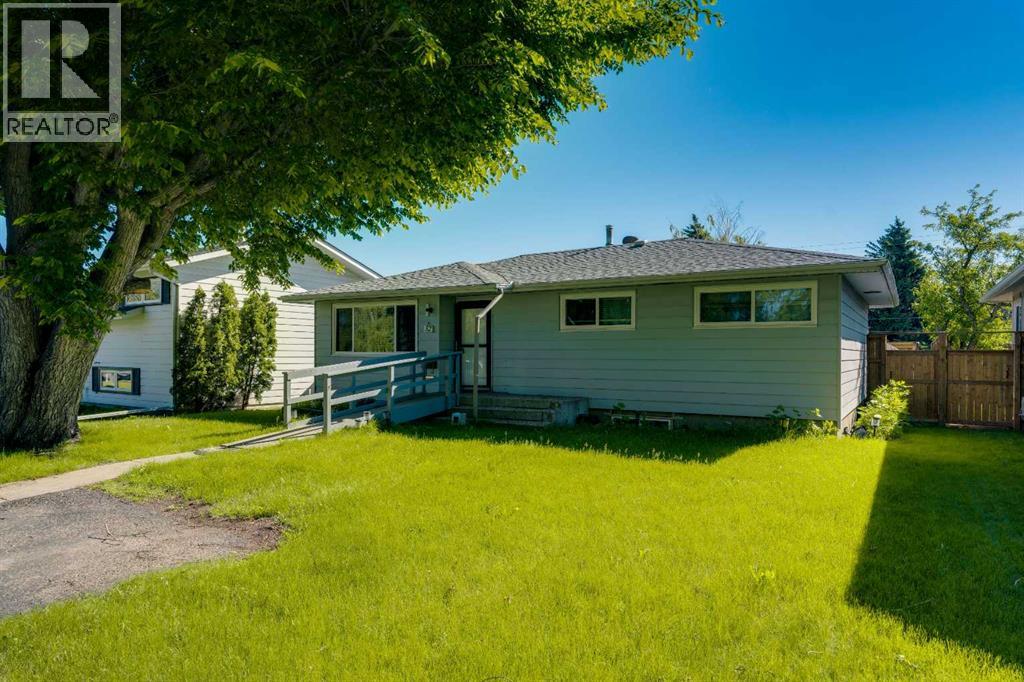 52 Fay Road Se, Calgary, Alberta  T2H 1H4 - Photo 3 - A2323234