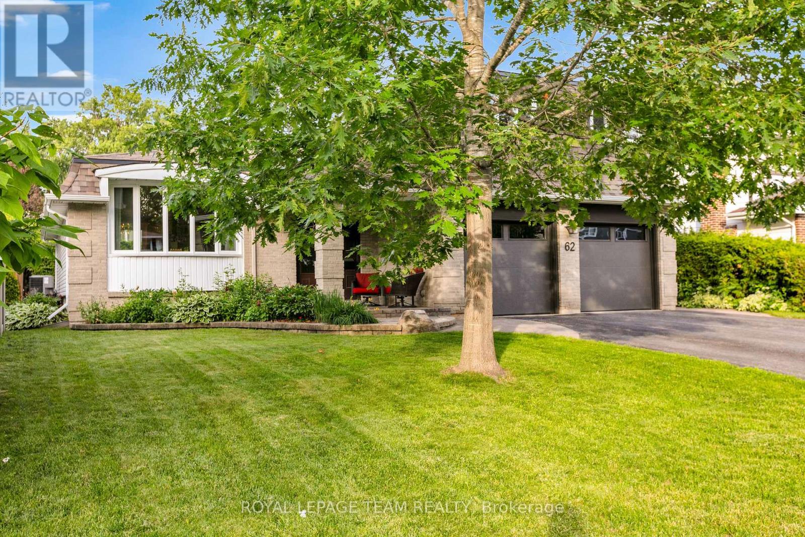 62 Northpark Drive, Ottawa, Ontario  K1B 3R8 - Photo 2 - X13496262