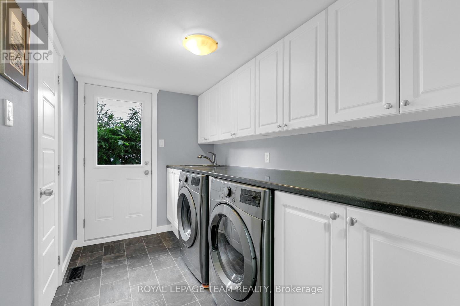 62 Northpark Drive, Ottawa, Ontario  K1B 3R8 - Photo 25 - X13496262