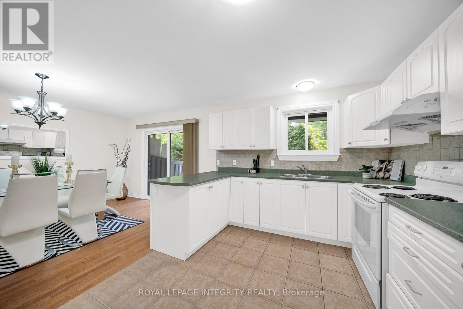 318 Somerset Street E, Ottawa, Ontario  K1N 6W3 - Photo 20 - X13496290