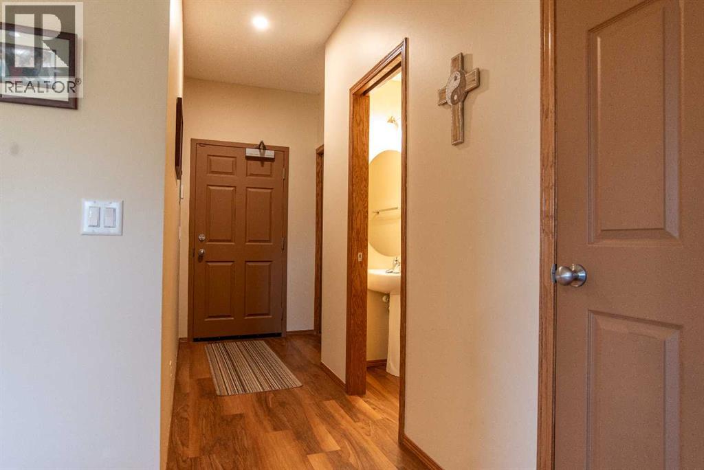 112, 72 Quigley Drive, cochrane, Alberta