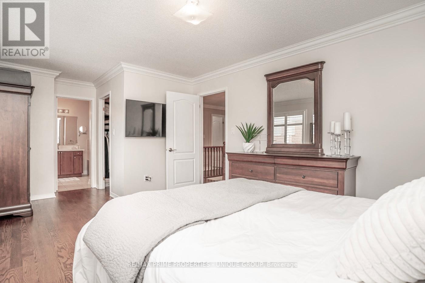33 Richard Underhill Avenue, Whitchurch-Stouffville, Ontario  L4A 0J1 - Photo 21 - N13493238