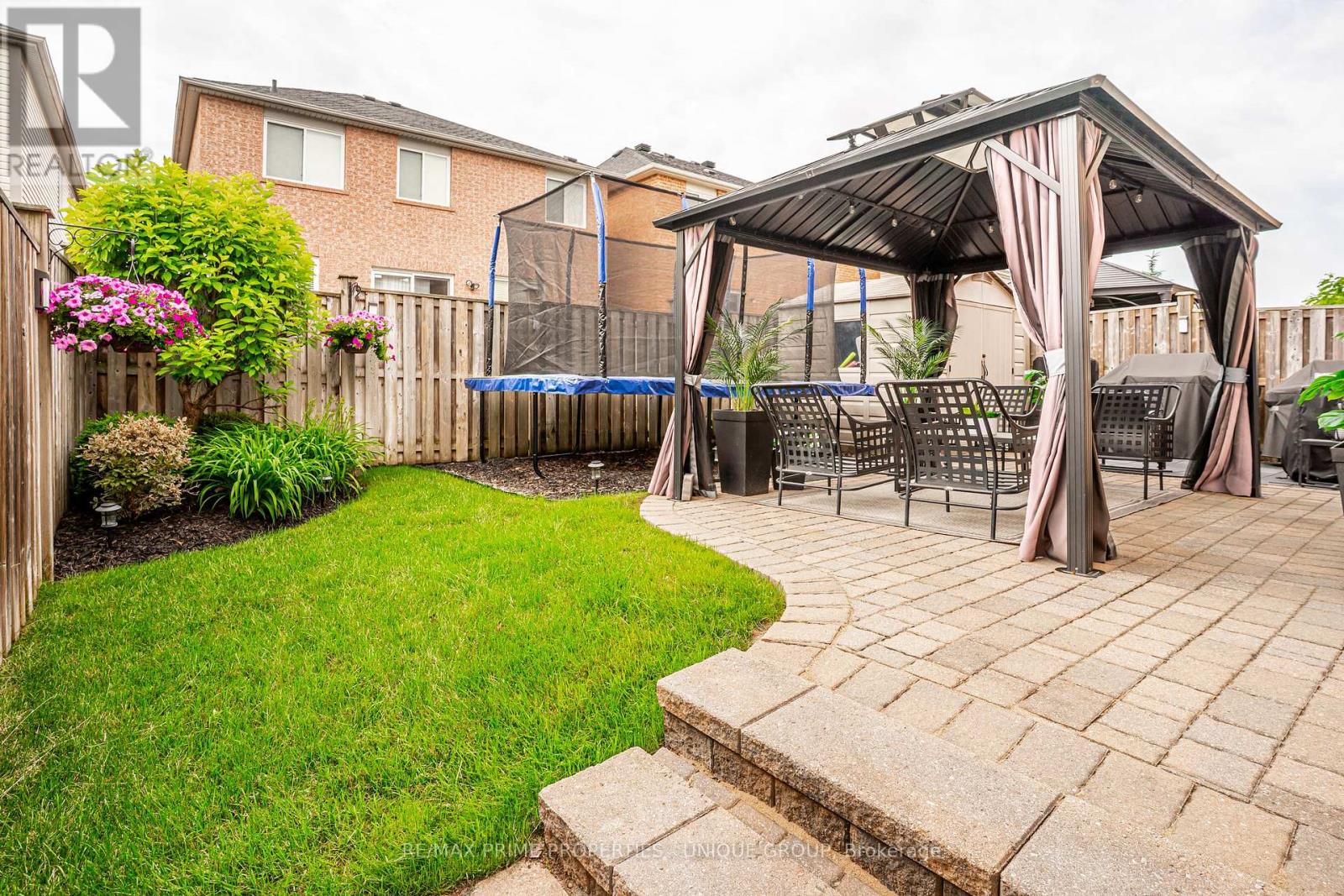 33 Richard Underhill Avenue, Whitchurch-Stouffville, Ontario  L4A 0J1 - Photo 35 - N13493238