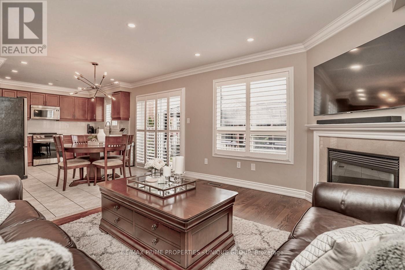 33 Richard Underhill Avenue, Whitchurch-Stouffville, Ontario  L4A 0J1 - Photo 10 - N13493238