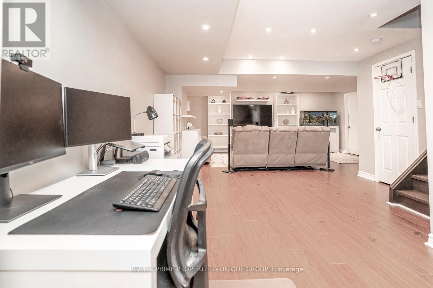 33 Richard Underhill Avenue, Whitchurch-Stouffville, Ontario  L4A 0J1 - Photo 34 - N13493238