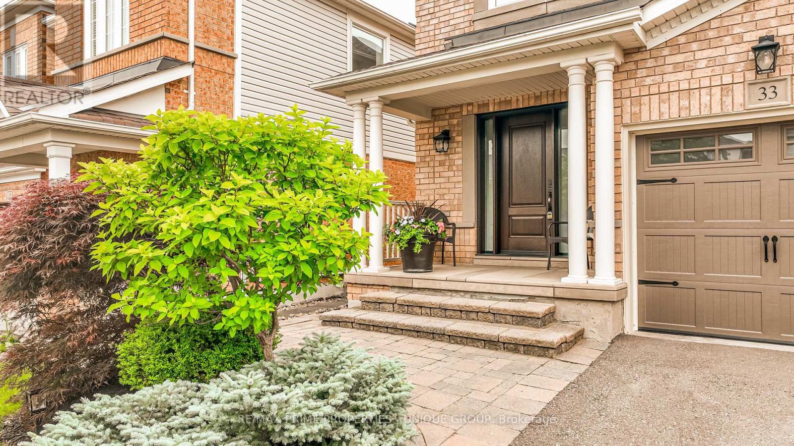 33 Richard Underhill Avenue, Whitchurch-Stouffville, Ontario  L4A 0J1 - Photo 4 - N13493238