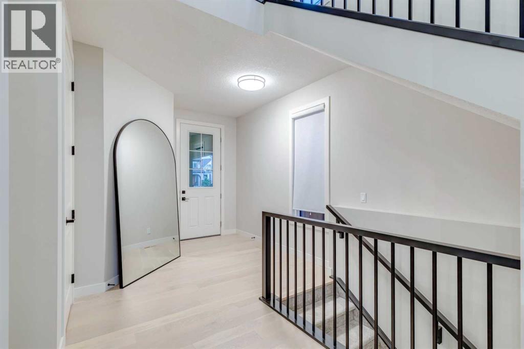 158 Marina Landing Se, Calgary, Alberta  T3M 3J5 - Photo 2 - A2306471