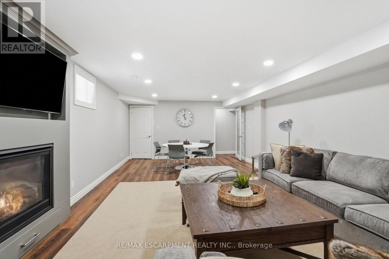 2101 Westoak Trails Boulevard, Oakville, Ontario  L6M 3L2 - Photo 39 - W13494390