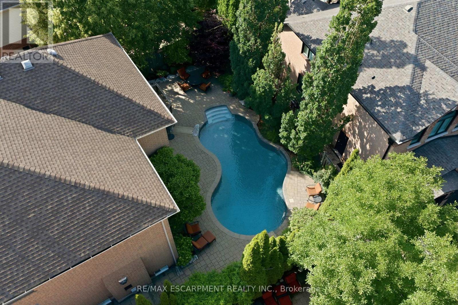 2101 Westoak Trails Boulevard, Oakville, Ontario  L6M 3L2 - Photo 48 - W13494390