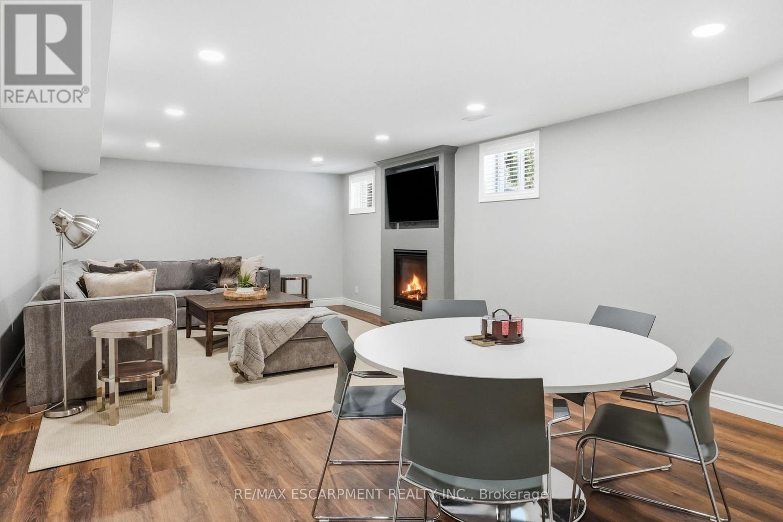2101 Westoak Trails Boulevard, Oakville, Ontario  L6M 3L2 - Photo 38 - W13494390