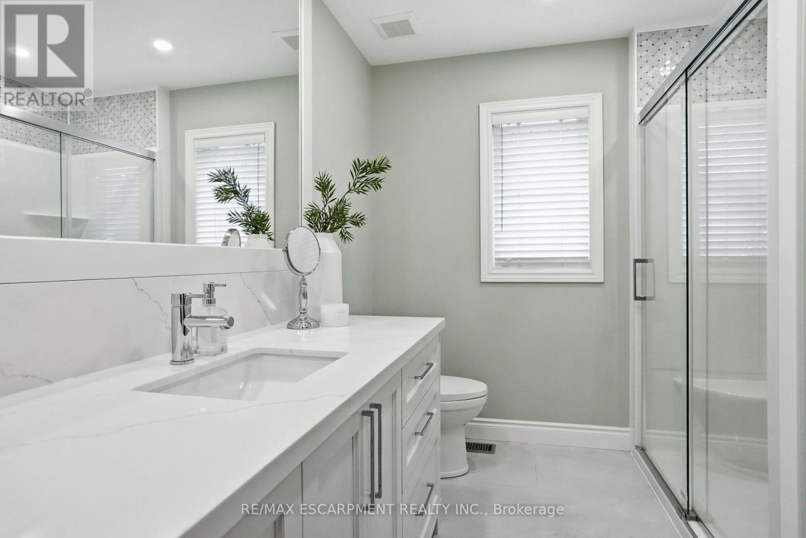 2101 Westoak Trails Boulevard, Oakville, Ontario  L6M 3L2 - Photo 25 - W13494390