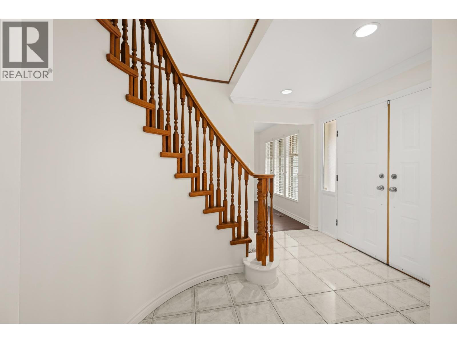 11923 Blakely Road, Pitt Meadows, British Columbia  V3Y 2N5 - Photo 2 - R3140039