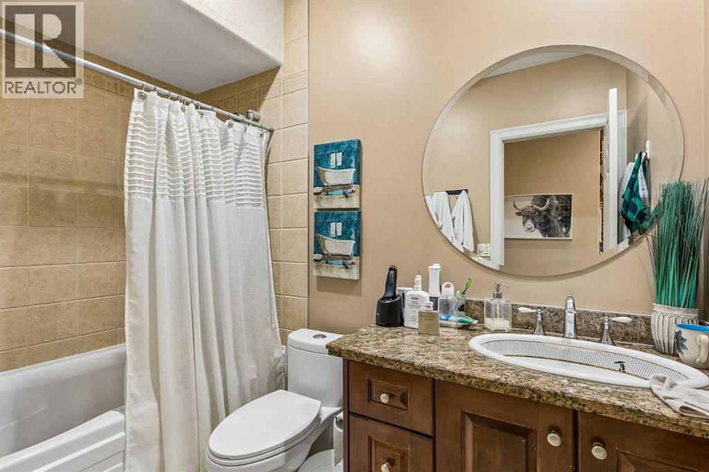 73 Hidden Creek Park NW, Calgary, Alberta  T3A 6C6 - Photo 34 - A2324506