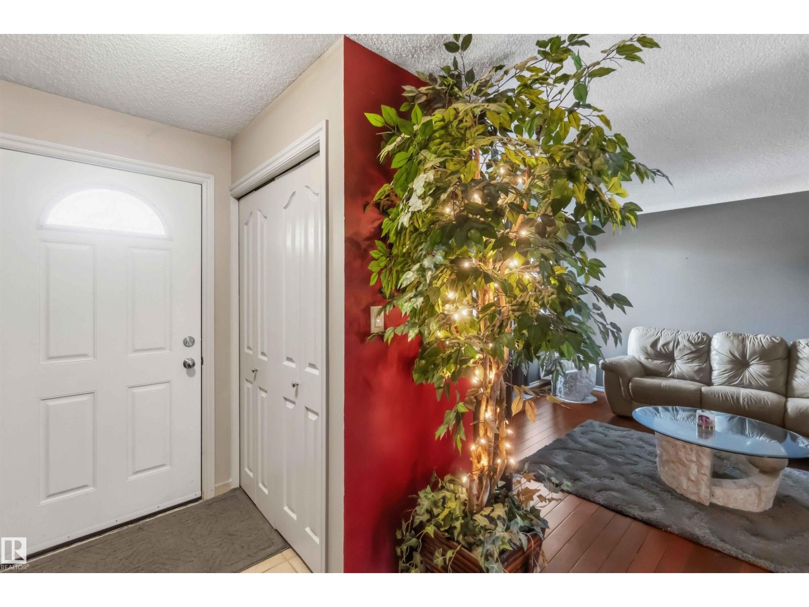 14121 23 St NW, Edmonton, Alberta  T5Y 1P9 - Photo 2 - E4495969
