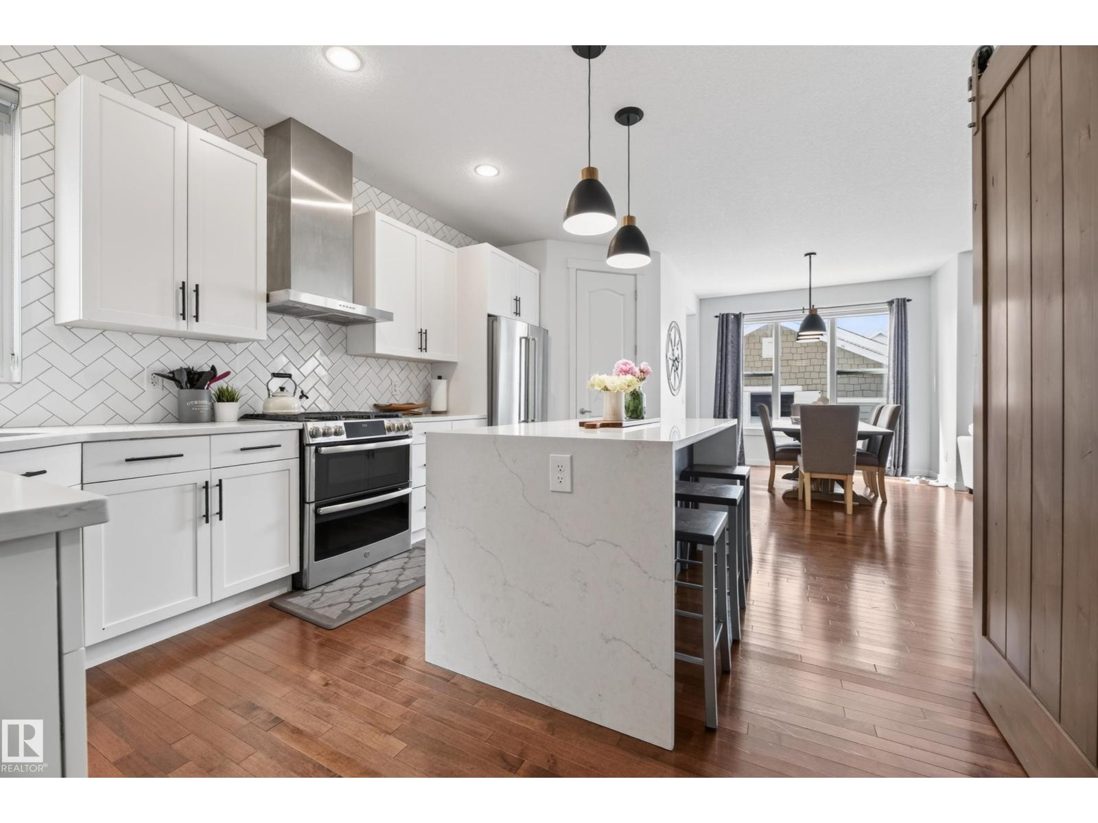 8407 Summerside Grande Bv SW, Edmonton, Alberta  T6X 0J1 - Photo 13 - E4495971