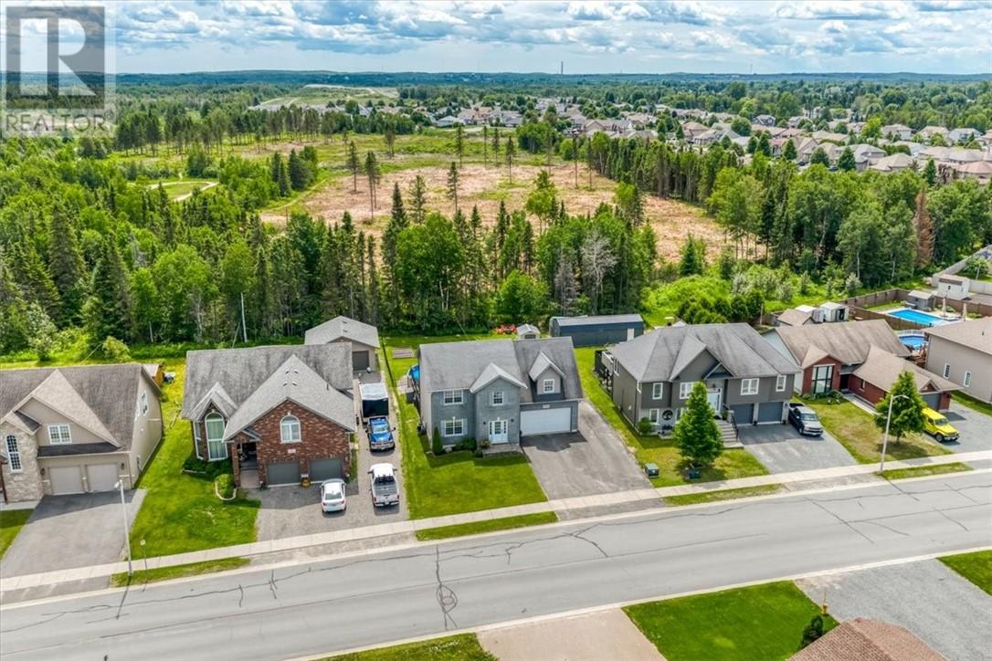 1399 Jeanne D'arc St, Hanmer, Ontario  P3P 0B9 - Photo 39 - 2128848