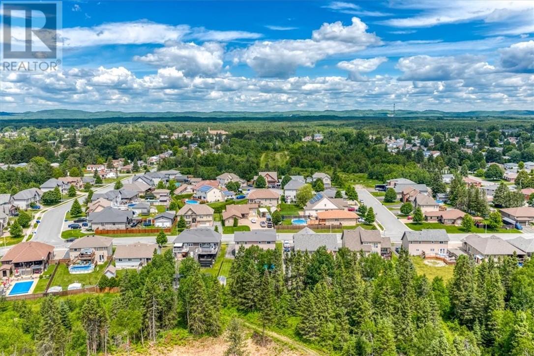 1399 Jeanne D'arc St, Hanmer, Ontario  P3P 0B9 - Photo 42 - 2128848