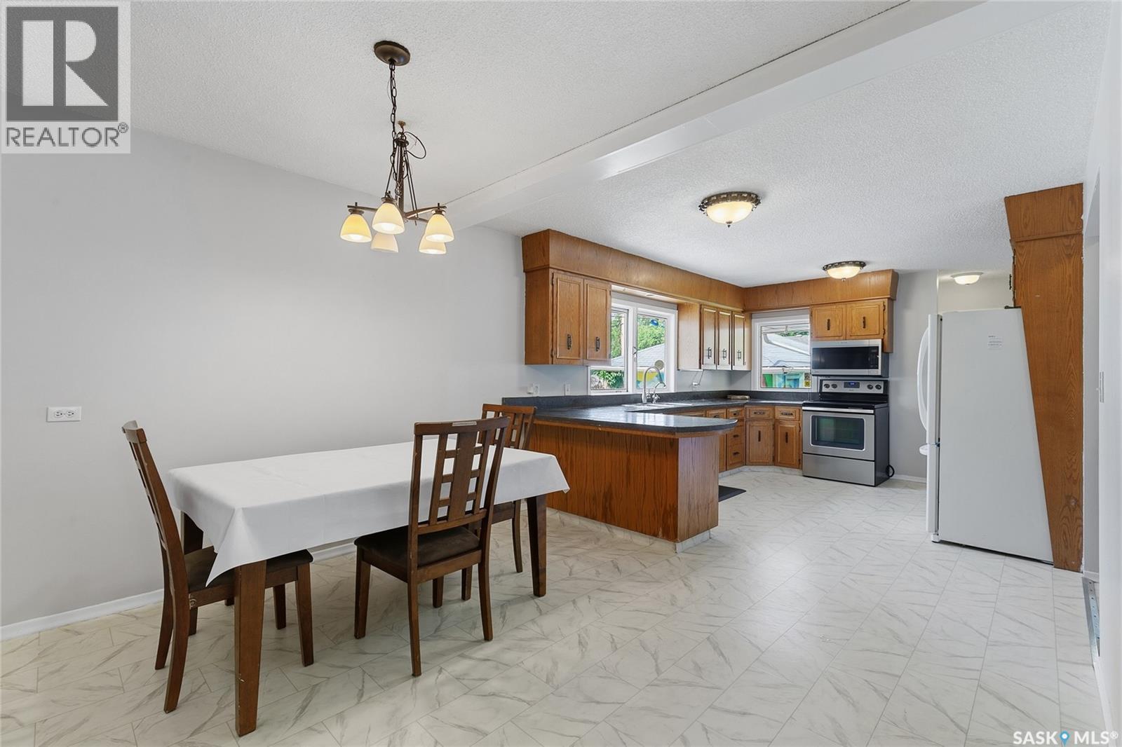 3226 Whitmore Avenue, Regina, Saskatchewan  S4S 1B9 - Photo 8 - SK040843