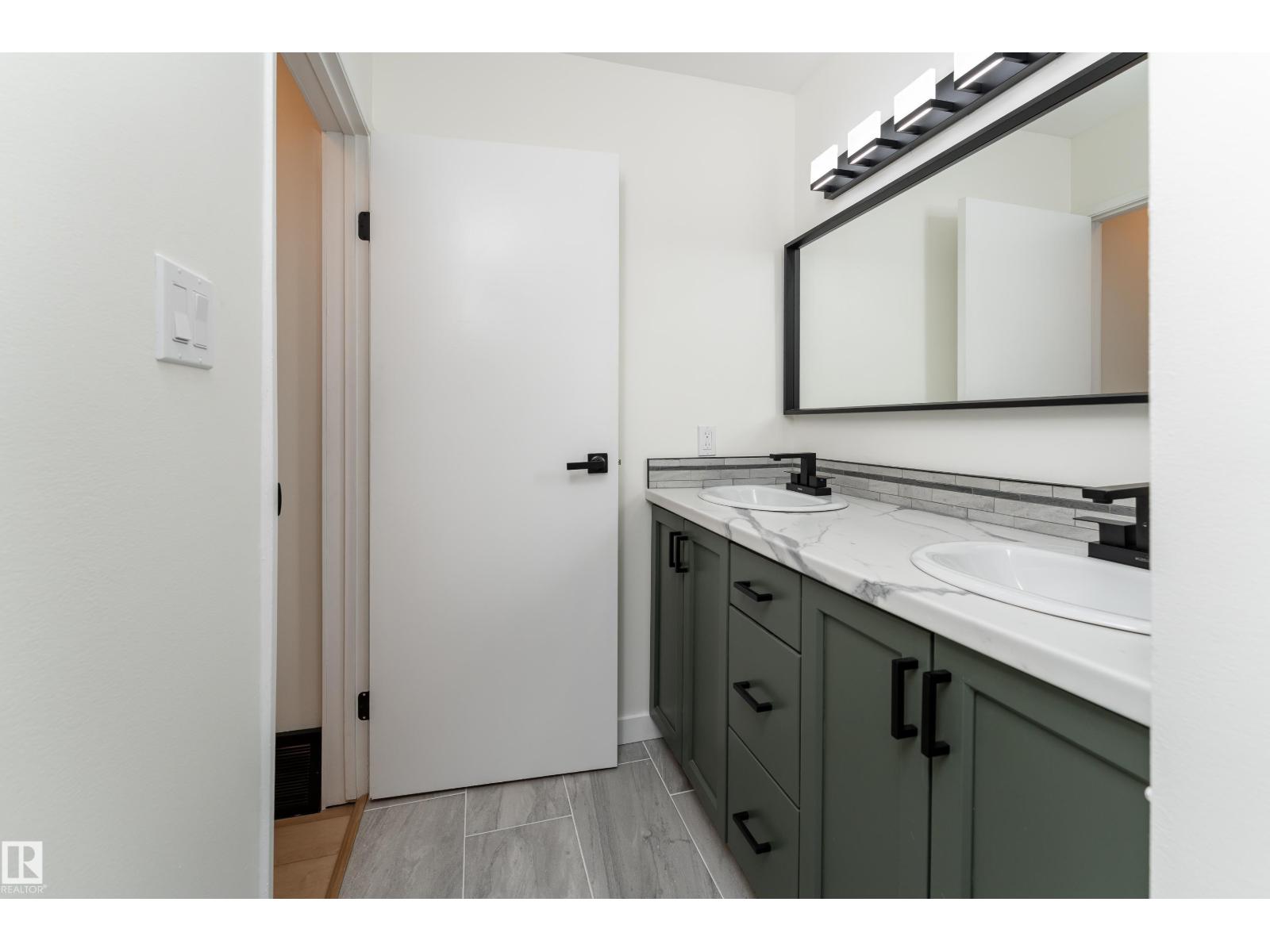#10 1415 62 St NW, Edmonton, Alberta  T6L 4K1 - Photo 23 - E4495972
