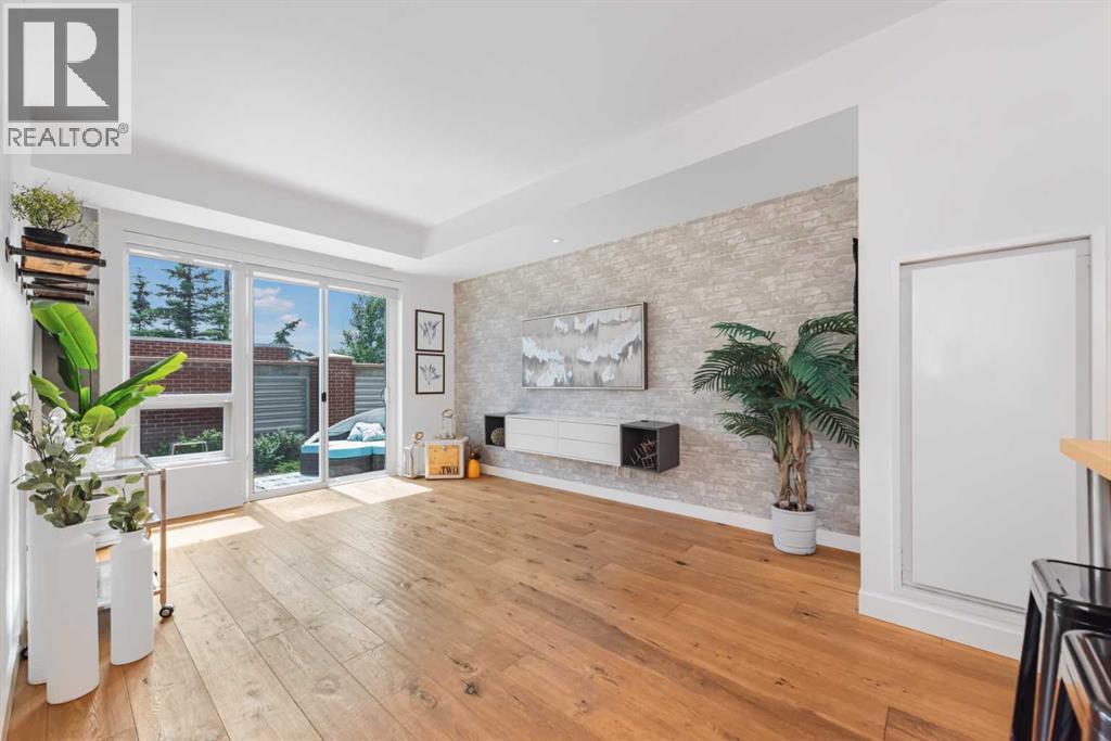125, 63 Inglewood Park SE, calgary, Alberta