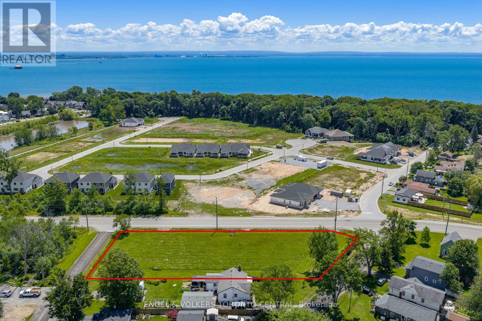 650 DOMINION ROAD, Fort Erie, Ontario
