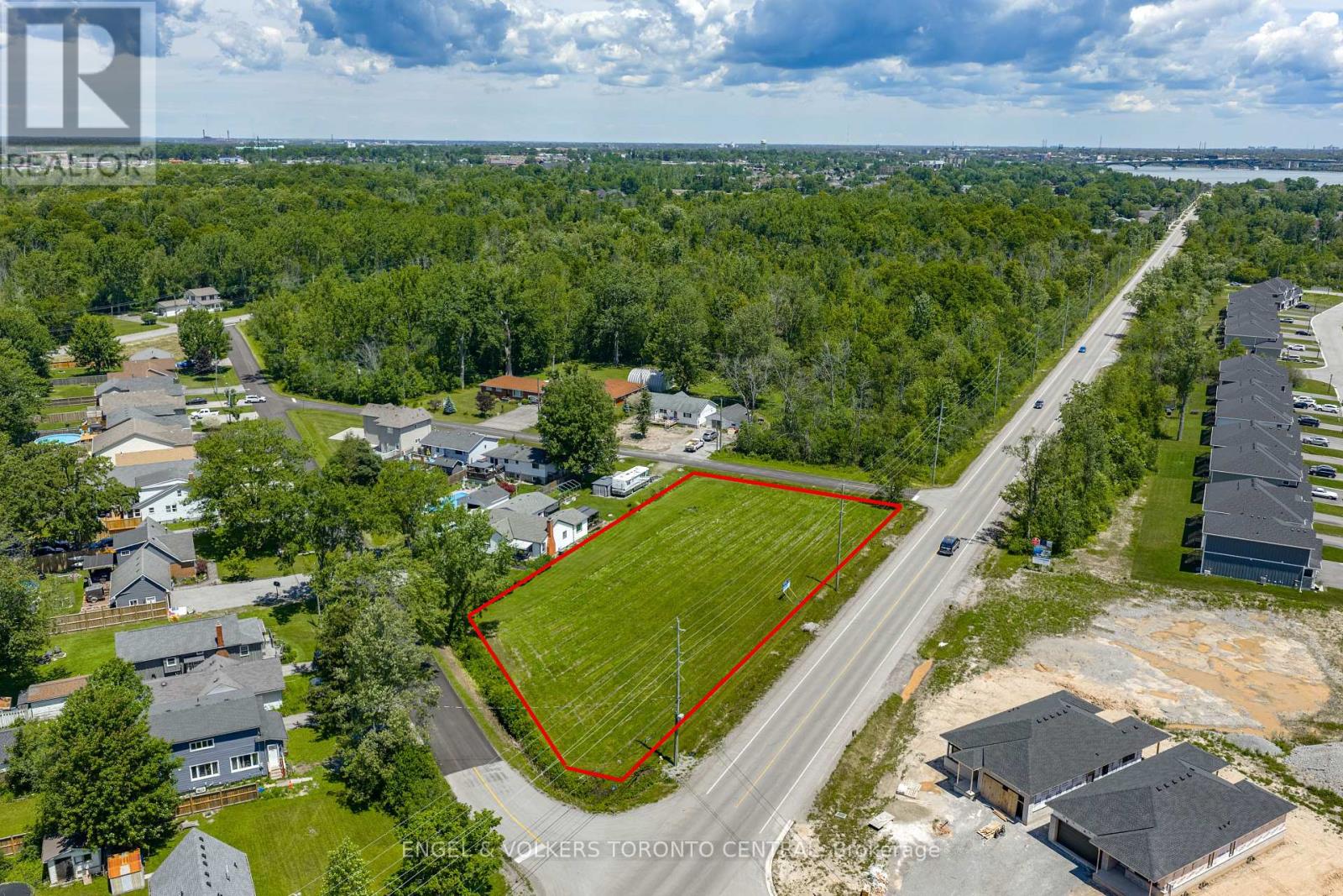 650 Dominion Road, Fort Erie, Ontario  L2A 4K9 - Photo 6 - X13496220