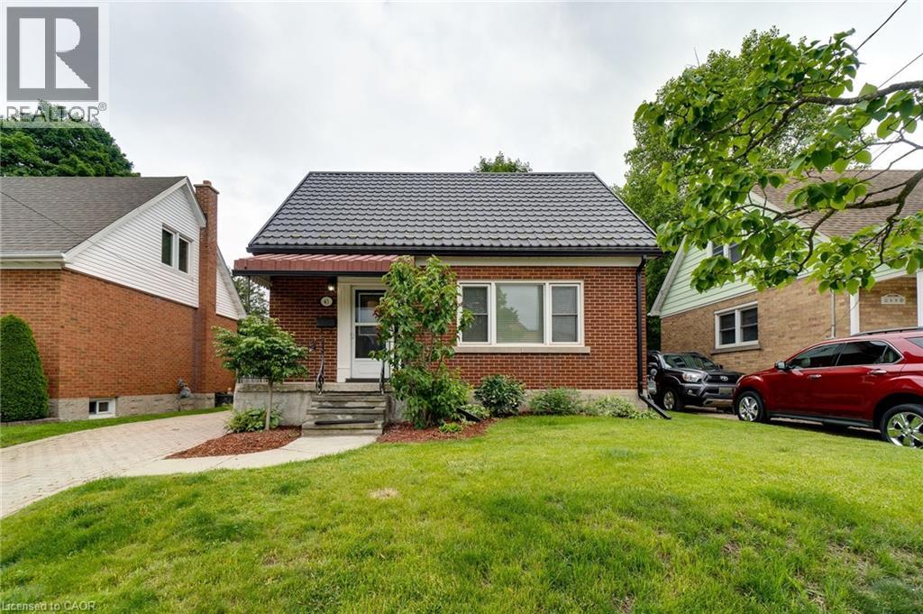 43 Brick Street, Kitchener, Ontario  N2H 3L2 - Photo 3 - 40843277